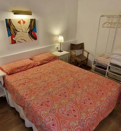 Les Flors !2minutos De La Playa! Apartamento *