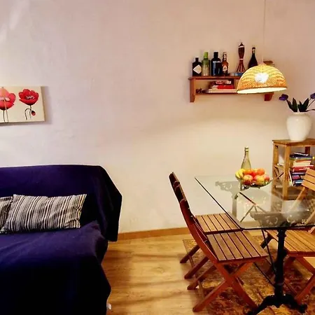 Les Flors !2minutos De La Playa! Льорет-де-Мар